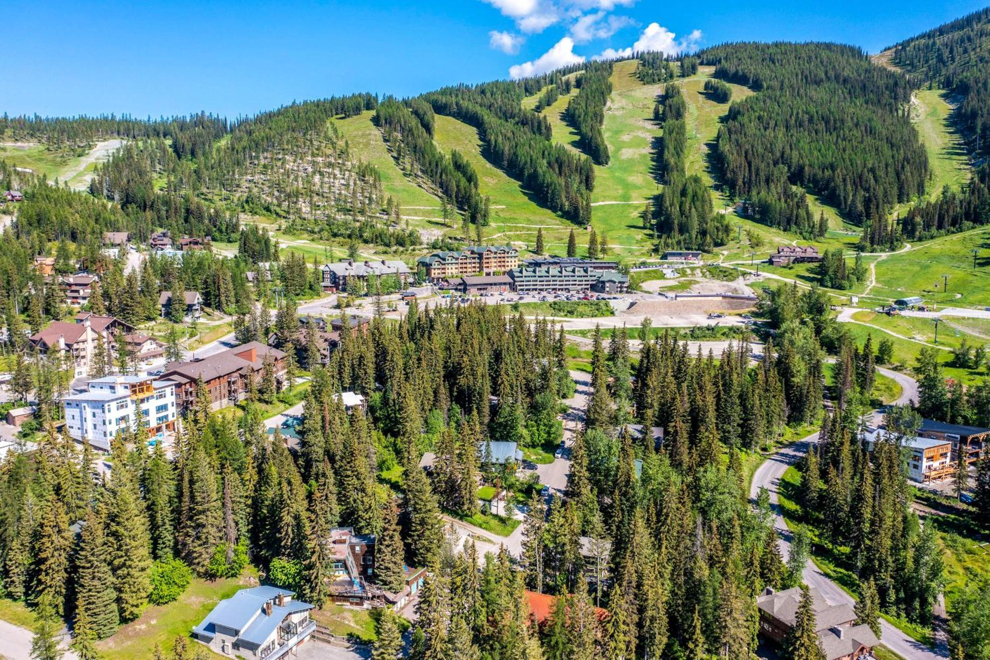 Gray Wolf Condos At Whitefish Exterior photo