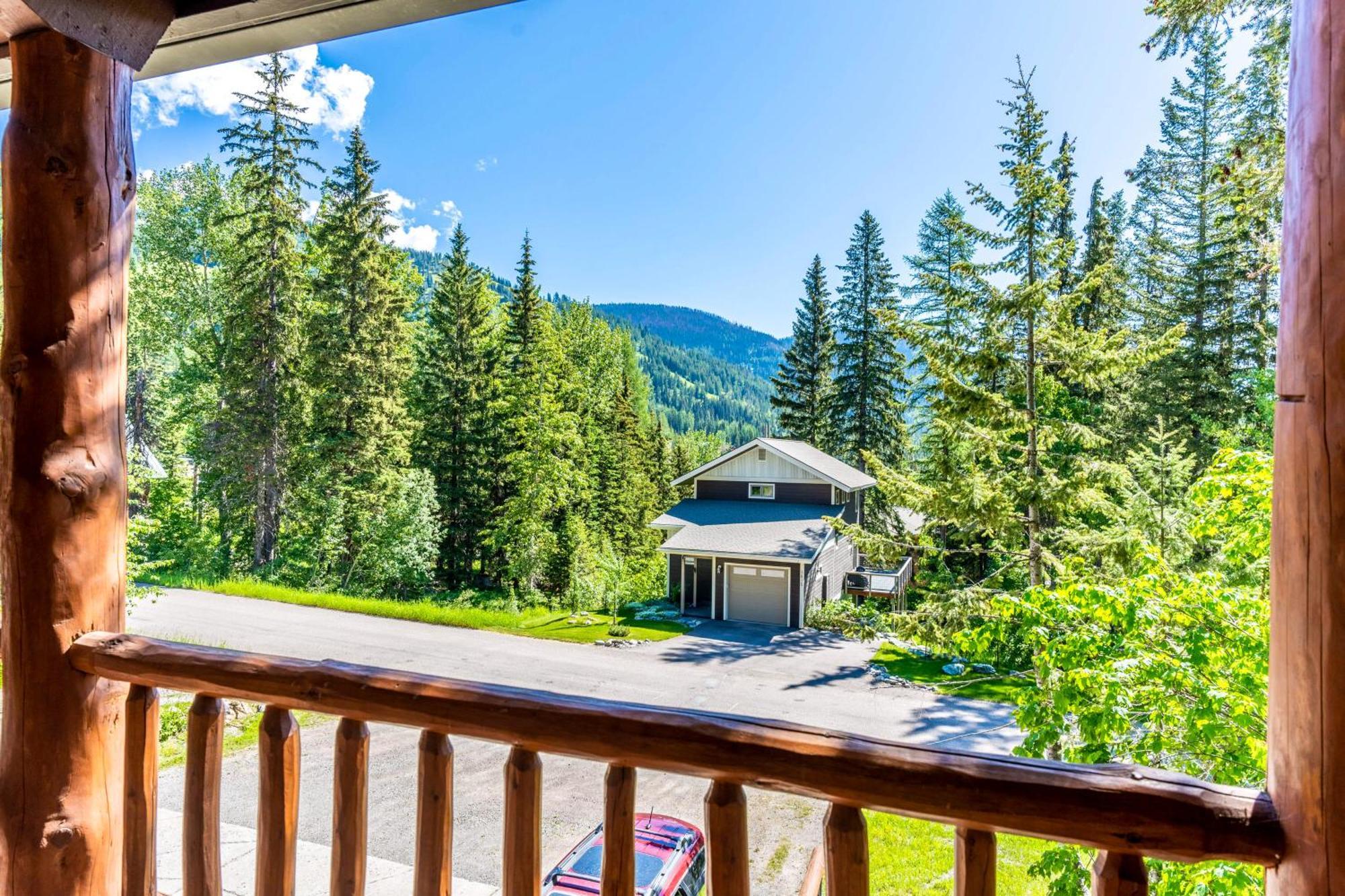 Gray Wolf Condos At Whitefish Exterior photo