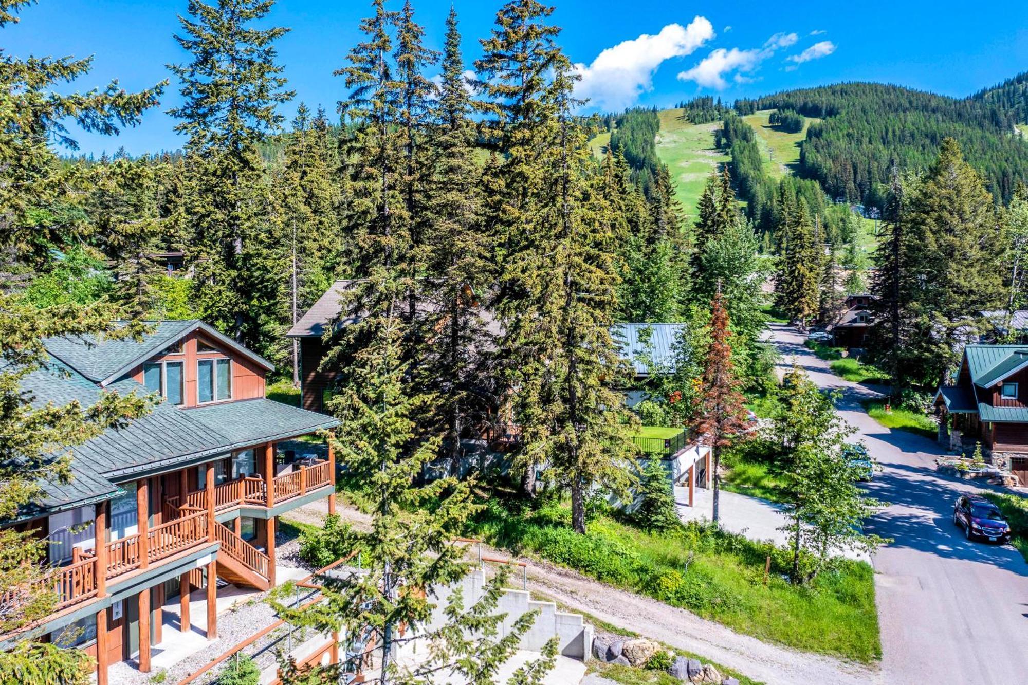 Gray Wolf Condos At Whitefish Exterior photo